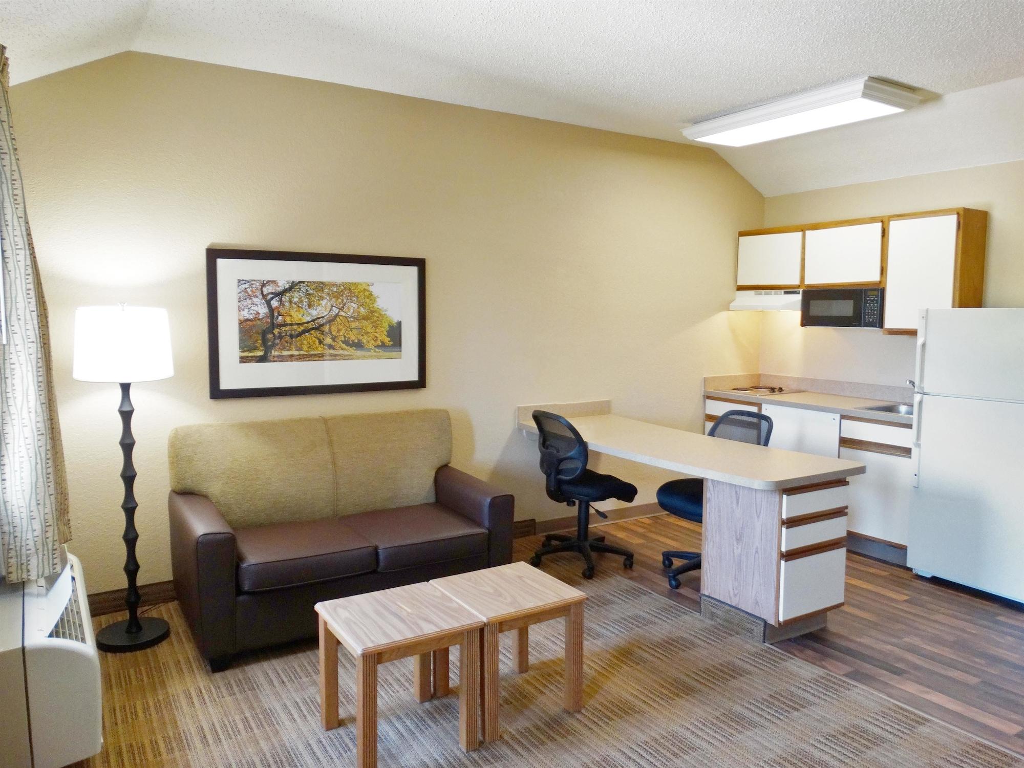 Extended Stay America Suites - Fishkill - Route 9 Exteriör bild
