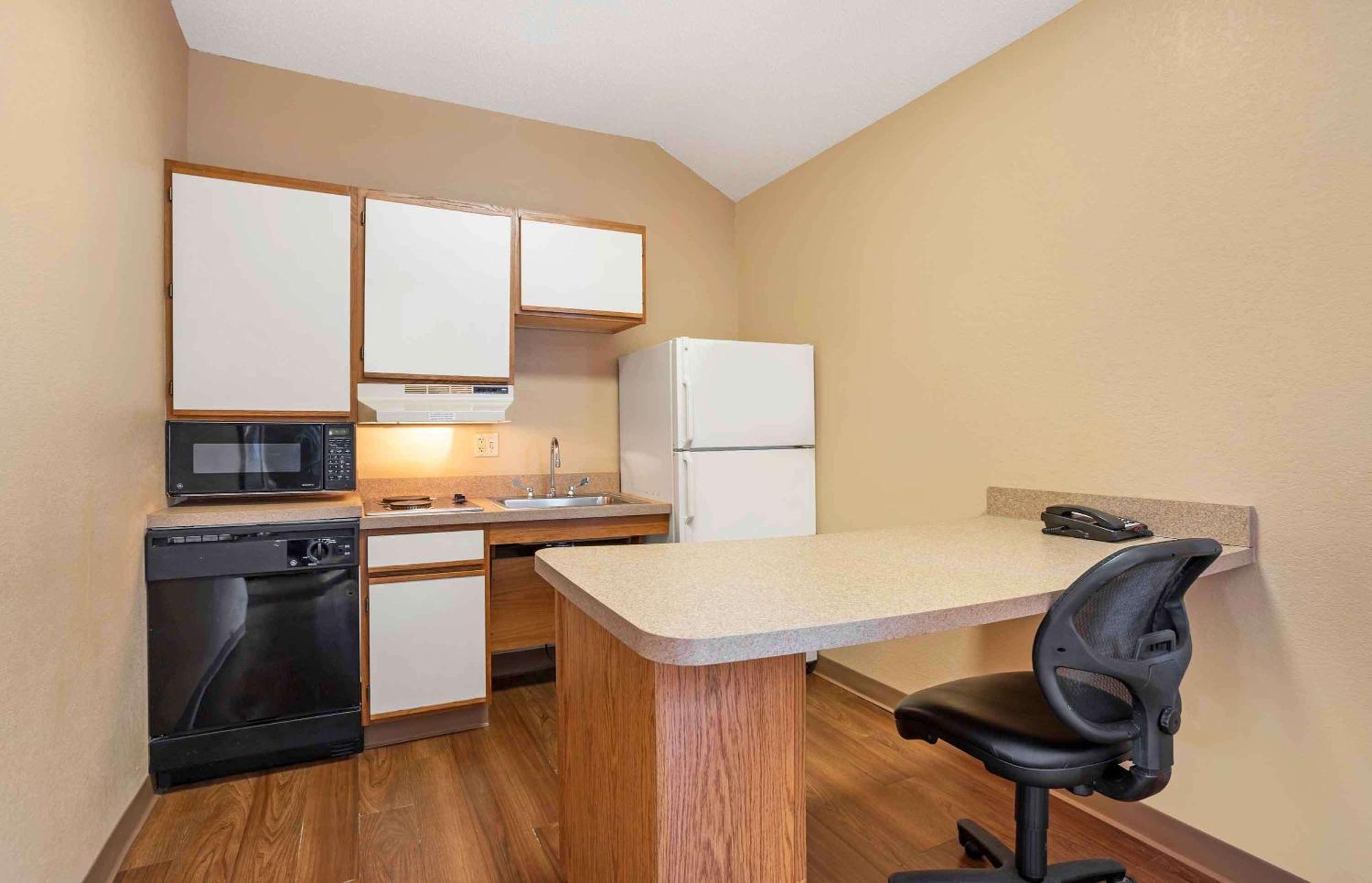 Extended Stay America Suites - Fishkill - Route 9 Exteriör bild